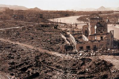 Hiroshima nach der Explosion der Atombombe