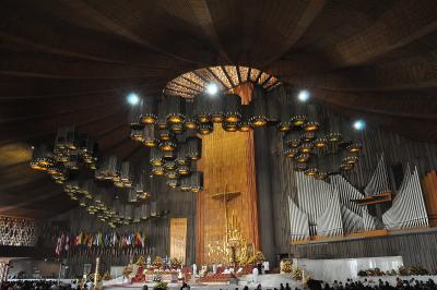 Die neue Basilika von Guadalupe Die neue Basilika von Guadalupe