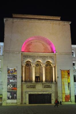 Opernhaus von Timișoara bei Nacht